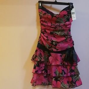 Girls party dress strapless